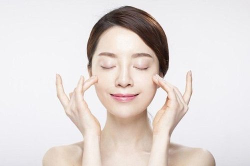 SỨC MẠNH GIẢM THÂM NÁM SÁNG DA CỦA DR IASO